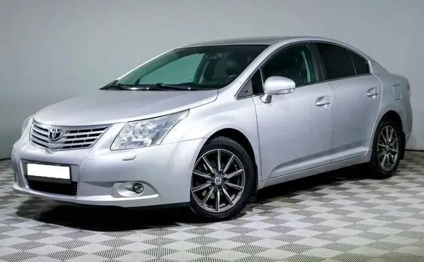 Toyota Avensis, 2010
