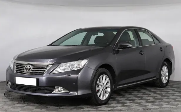 Toyota Camry, 2012