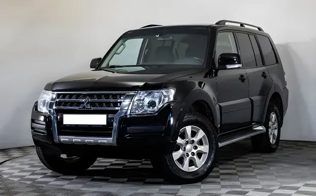 Mitsubishi Pajero, 2015