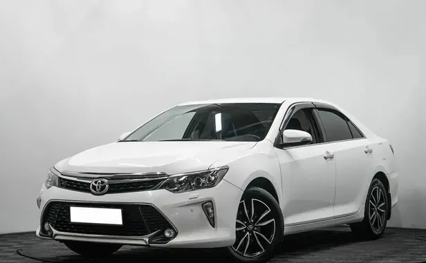 Toyota Camry, 2018