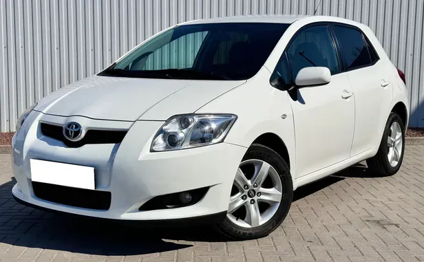 Toyota Auris, 2008