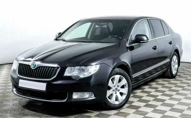 Skoda Superb, 2011