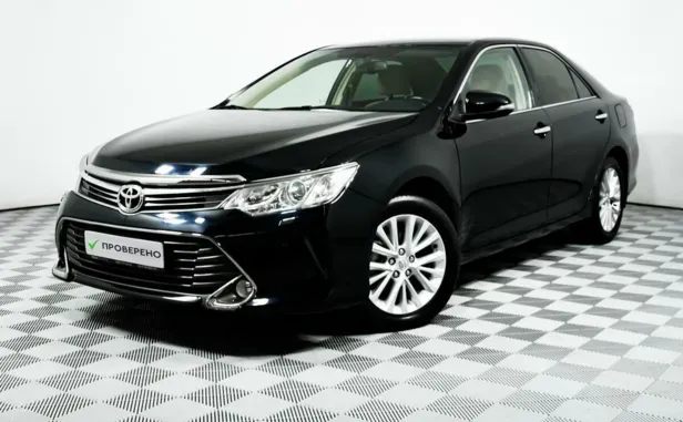 Toyota Camry, 2015