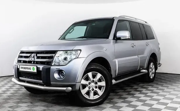 Mitsubishi Pajero, 2011