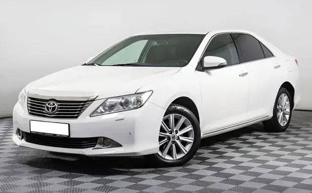 Toyota Camry, 2013