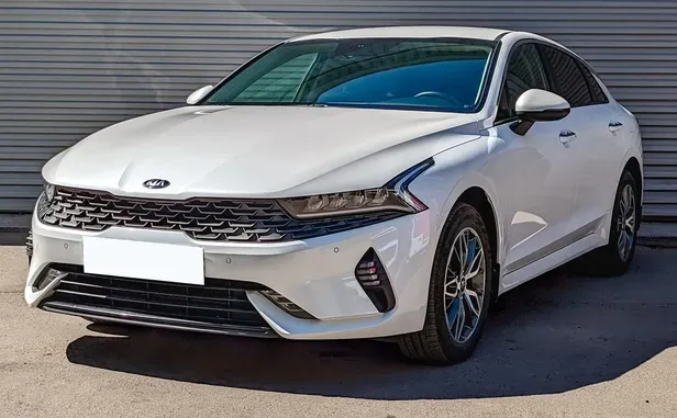 Kia K5, 2021