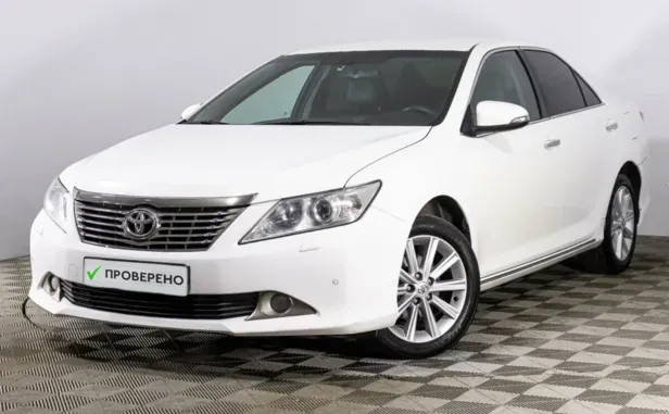 Toyota Camry, 2012