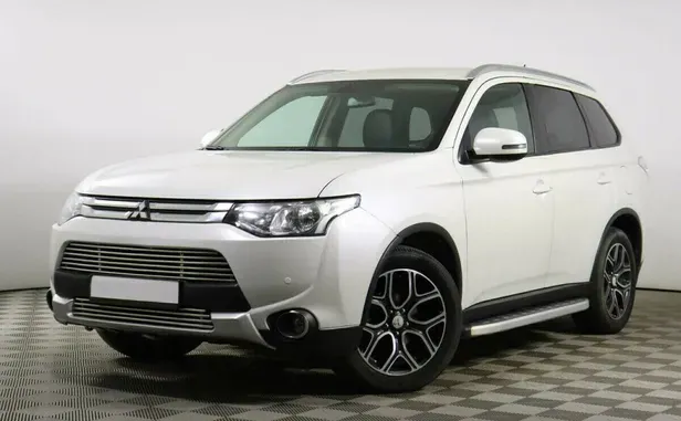 Mitsubishi Outlander, 2014