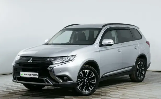 Mitsubishi Outlander, 2021