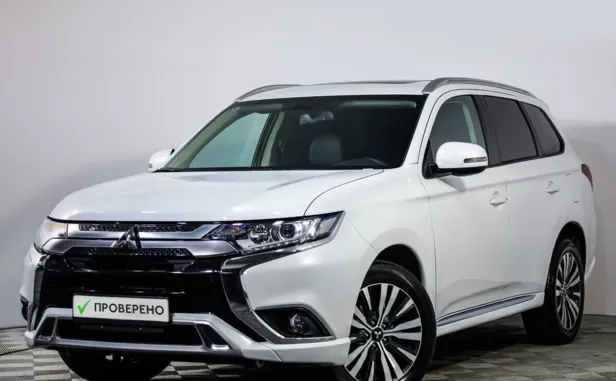 Mitsubishi Outlander, 2022