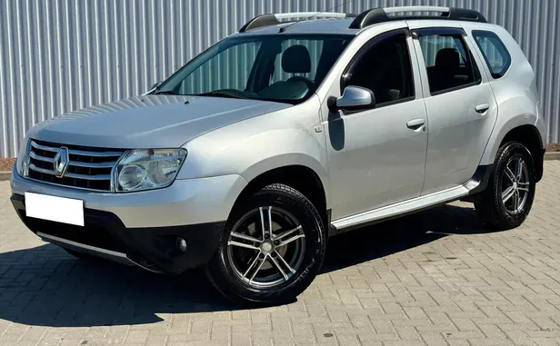 Renault Duster, 2012