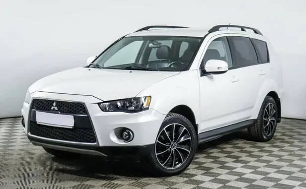 Mitsubishi Outlander, 2011