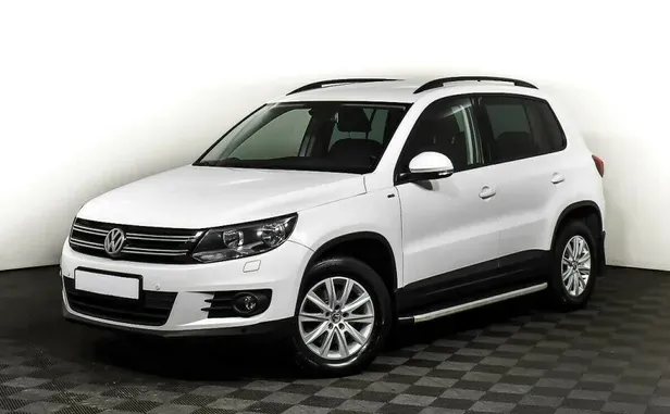 Volkswagen Tiguan, 2012