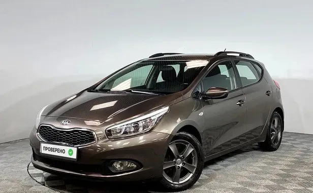 Kia Ceed, 2013