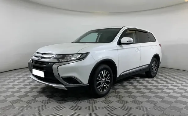 Mitsubishi Outlander, 2016