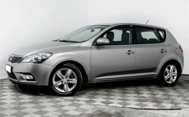 Kia Ceed, 2010
