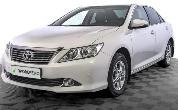 Toyota Camry, 2014