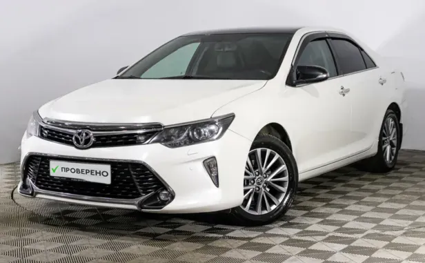 Toyota Camry, 2017