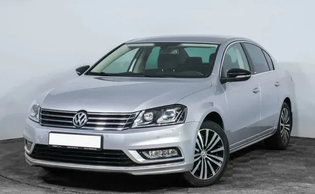 Volkswagen Passat, 2013