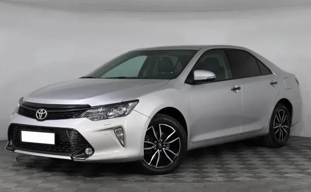 Toyota Camry, 2017