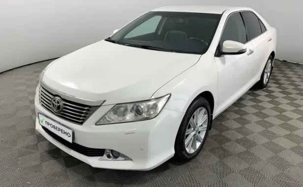 Toyota Camry, 2013