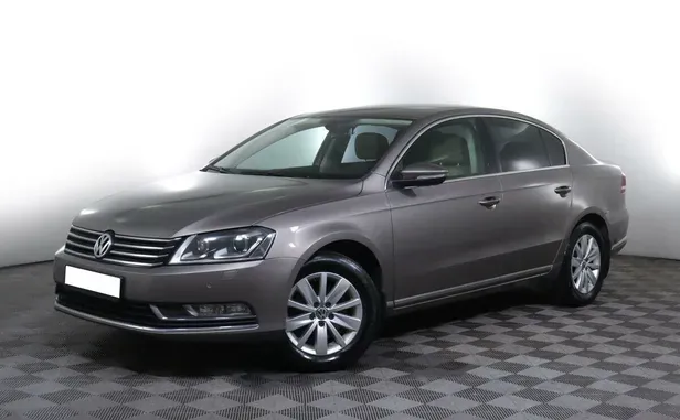 Volkswagen Passat, 2013