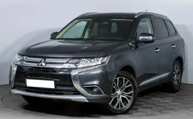 Mitsubishi Outlander, 2015