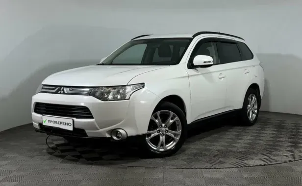 Mitsubishi Outlander, 2012