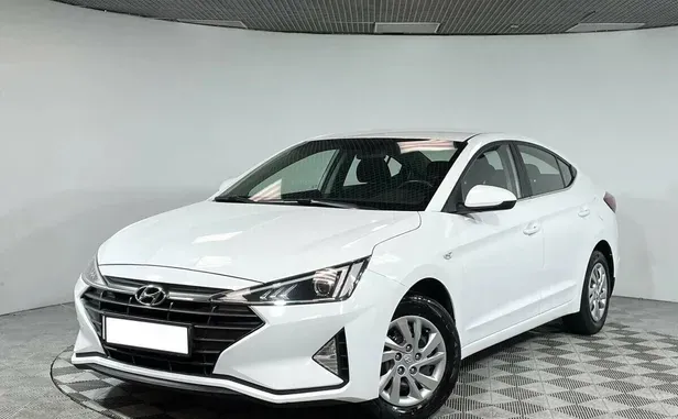 Hyundai Elantra, 2020
