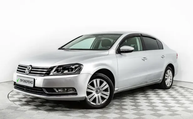 Volkswagen Passat, 2011