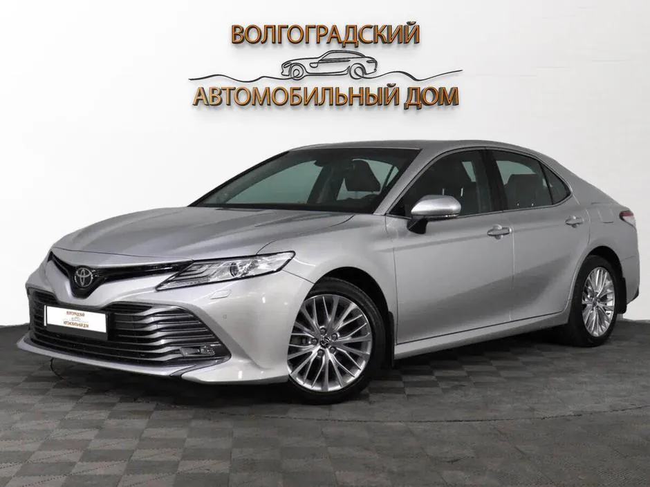 Toyota Camry, 2018