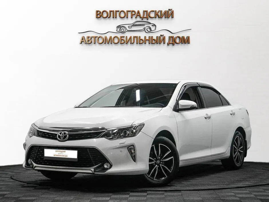 Toyota Camry, 2018