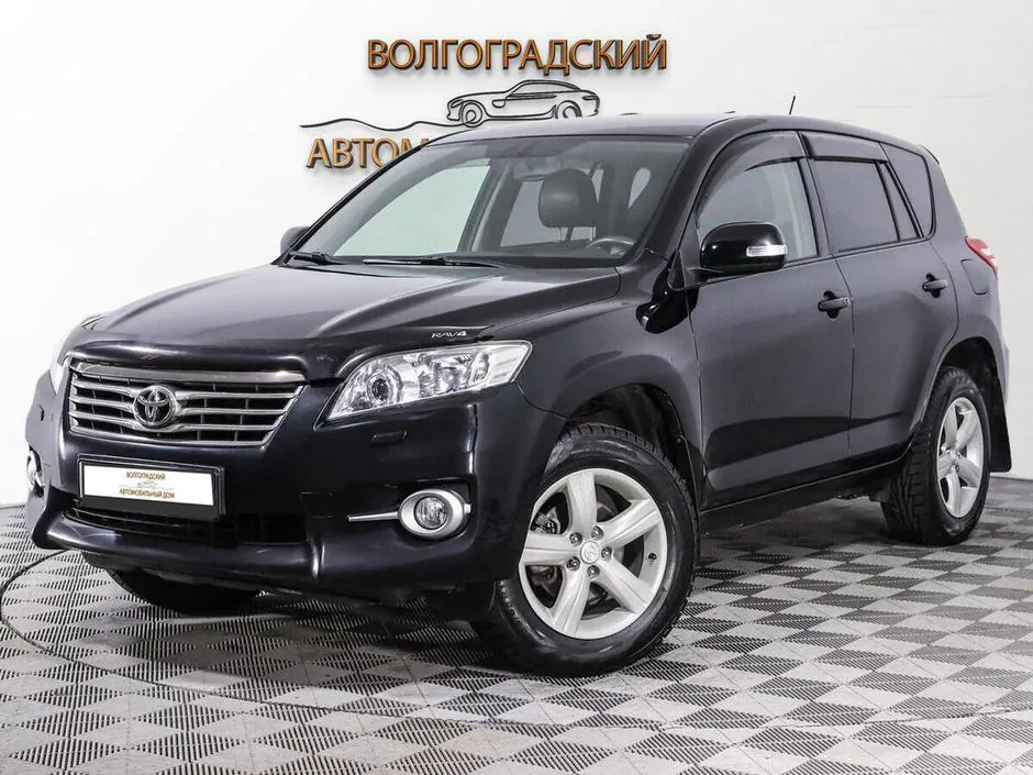 Toyota RAV4, 2010