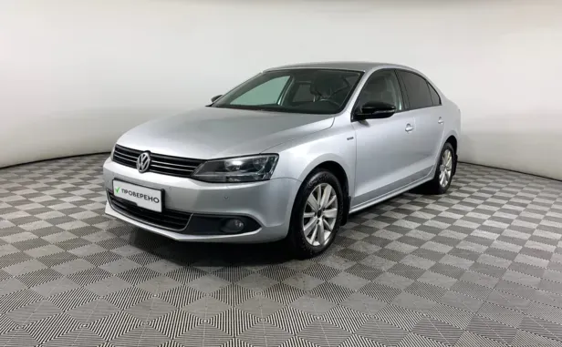 Volkswagen Jetta, 2013