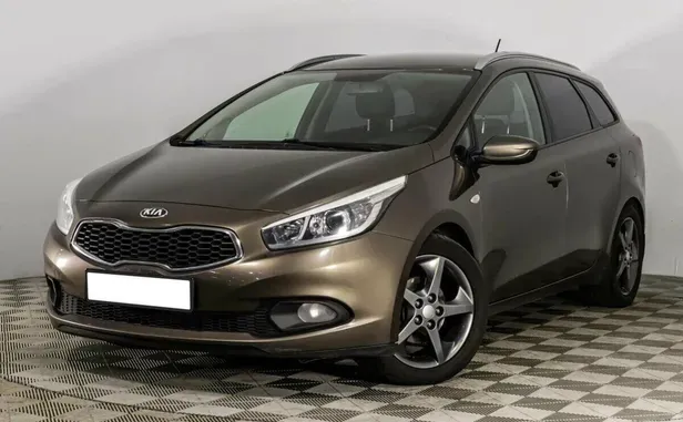 Kia Ceed, 2013