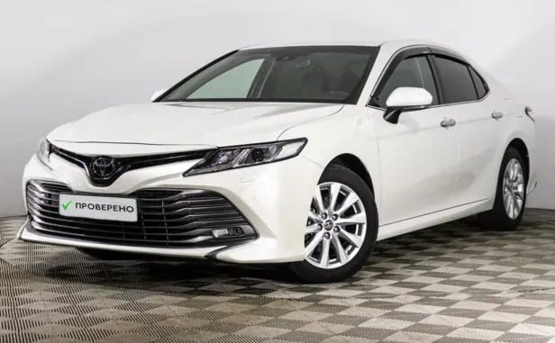 Toyota Camry, 2020