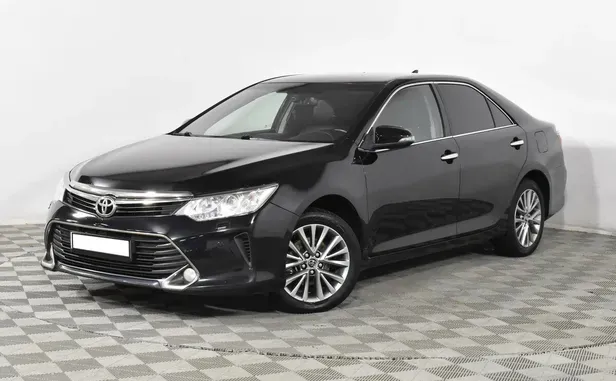 Toyota Camry, 2016