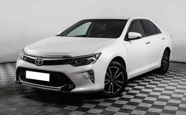 Toyota Camry, 2017