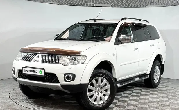 Mitsubishi Pajero Sport, 2011