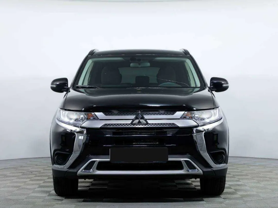 Mitsubishi Outlander, 2021