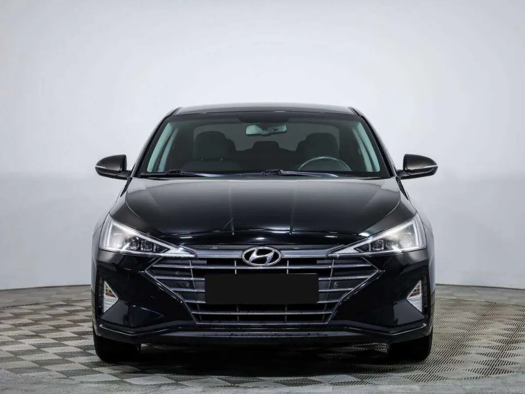 Hyundai Elantra, 2019