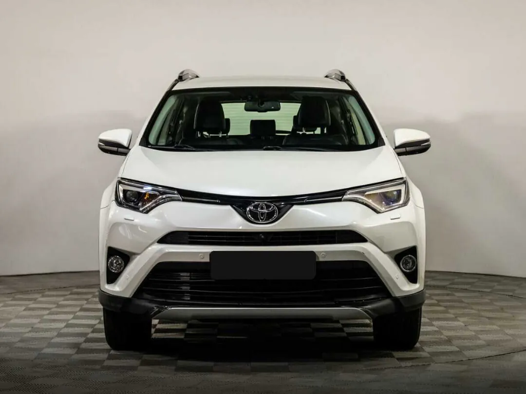 Toyota RAV4, 2015