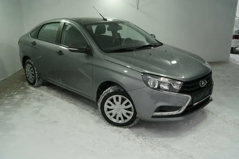 Lada (ВАЗ) Vesta, 2017