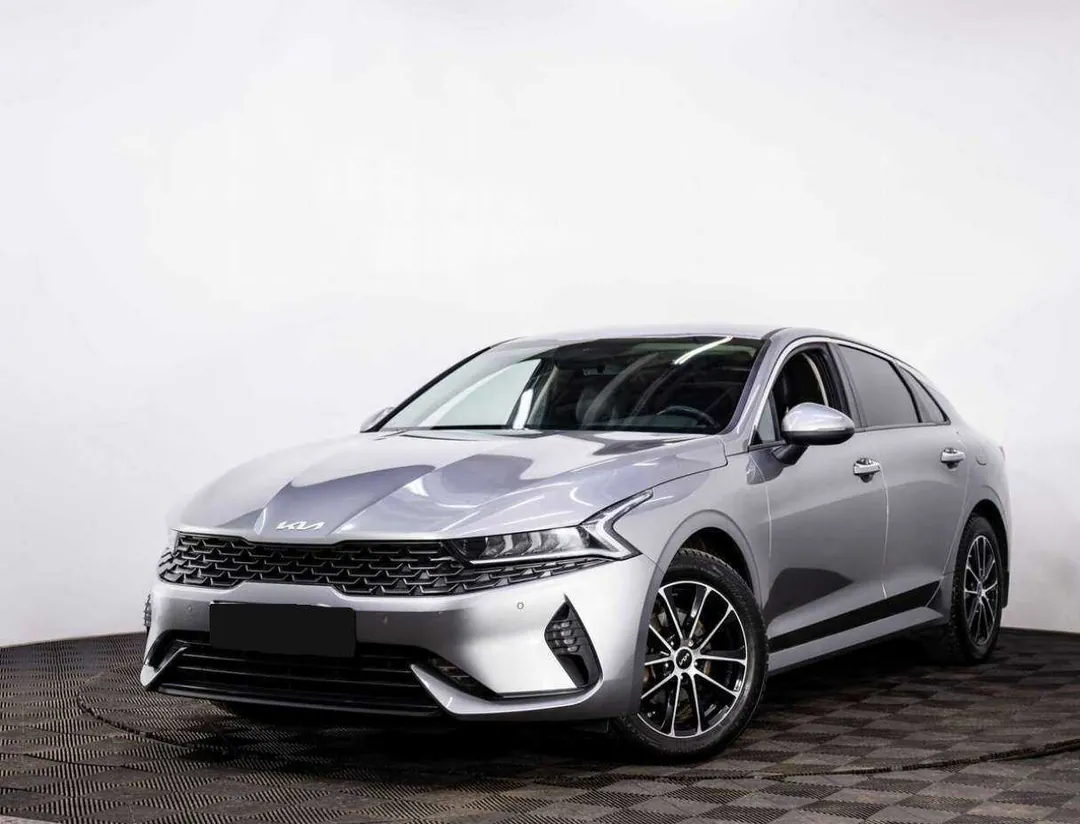 Kia K5, 2021