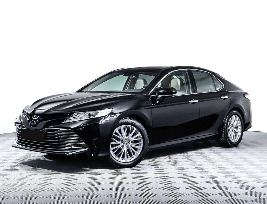 Toyota Camry, 2018