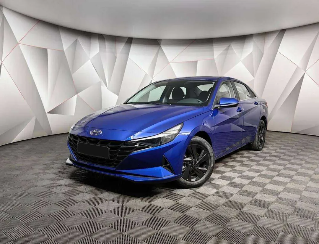 Hyundai Elantra, 2022