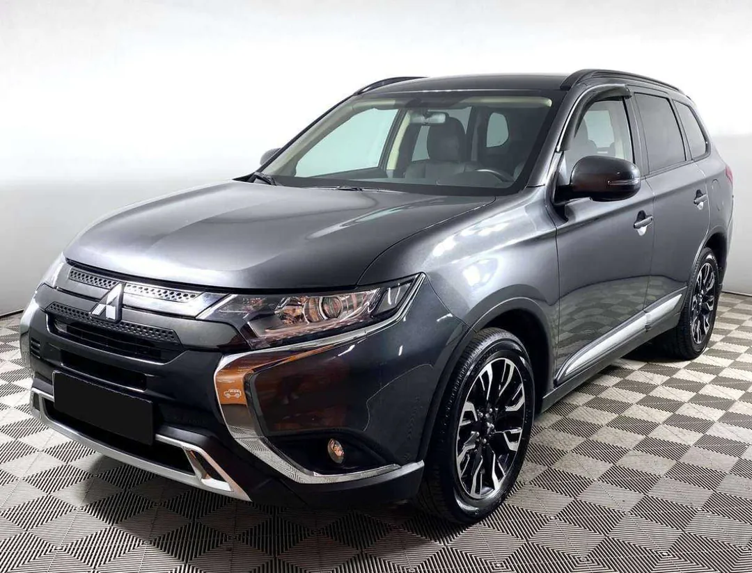 Mitsubishi Outlander, 2021