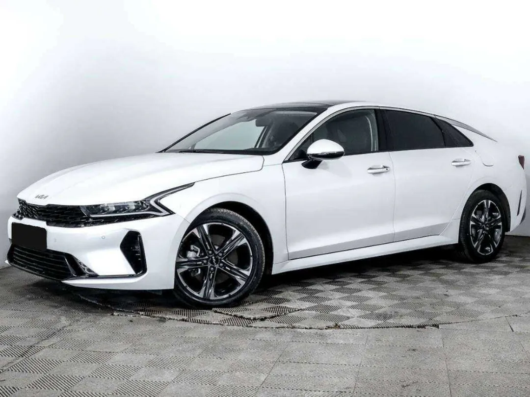 Kia K5, 2022