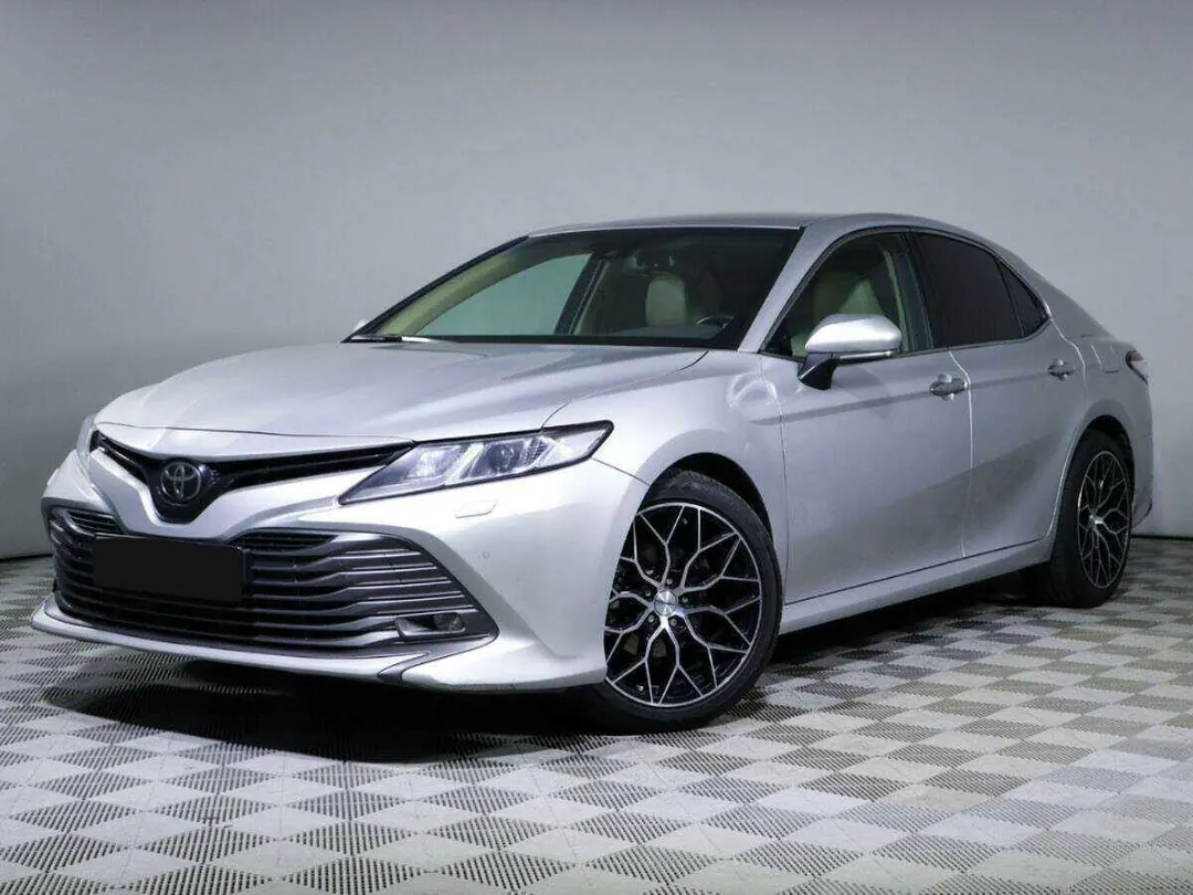 Toyota Camry, 2020