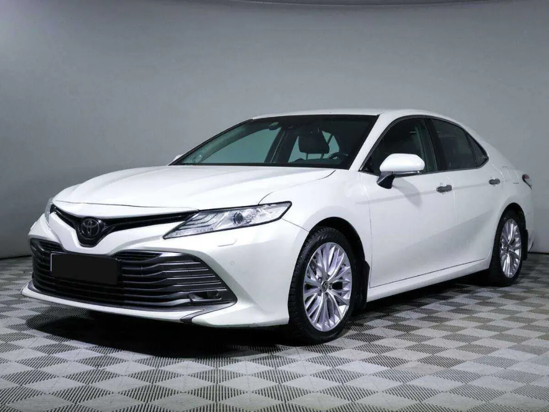 Toyota Camry, 2020